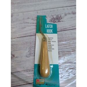 Vintage Kmart Curved Latch Rug Hook Wooden Handle In Original Package, Taiwan
